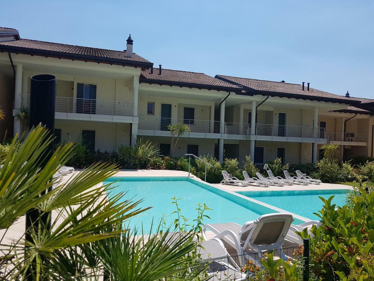 King' S Apartment Sirmione Esterno foto